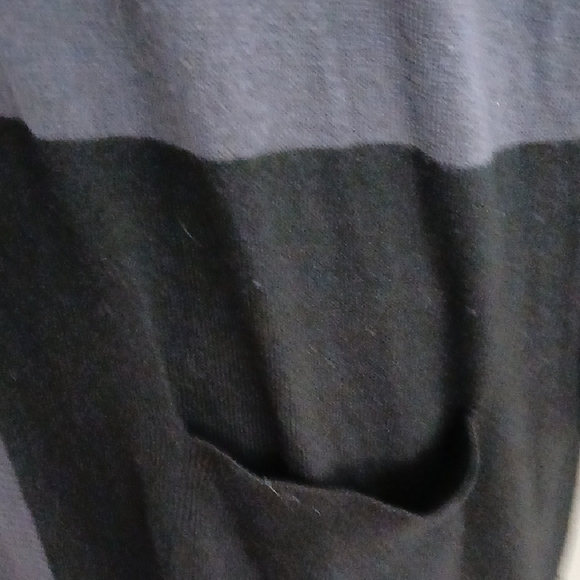 Warner Bros. Gray and Black Hogwarts Shrug XXL - Picture 8 of 8